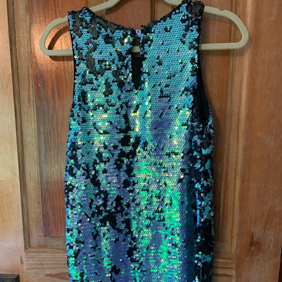 SO FUN! Small Sequin Mini-Dress. - Picture 6 of 8